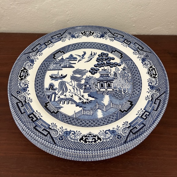 Set of 2 brand new Churchill Blue Willow 10” dinner plates Earthenware China - Picture 4 of 13